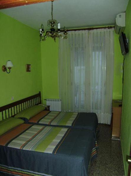 Hostal Miguel Angel Madrid Zimmer foto