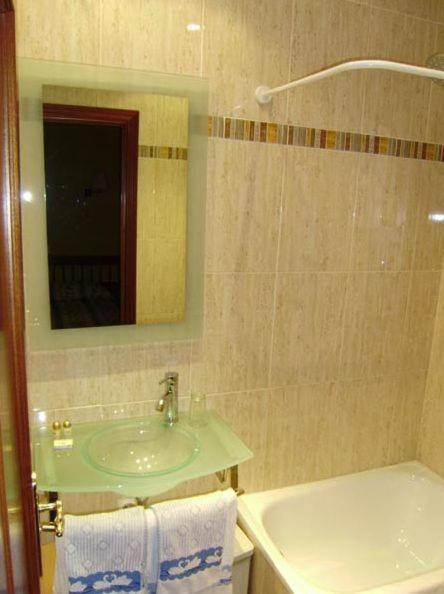 Hostal Miguel Angel Madrid Zimmer foto